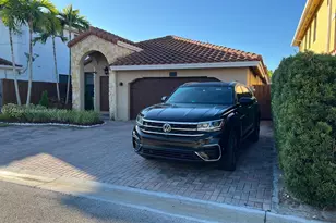 9816 NW 10 Terrace, Miami, FL 33172 - Photo 1