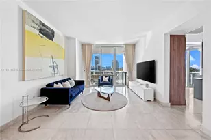 50 South Pointe Dr, Miami Beach, FL 33139 - Photo 1