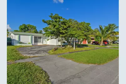 6561 NW 28th St, Sunrise, FL 33313 - Photo 1