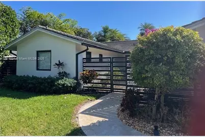 2606 N Riverside Dr, Pompano Beach, FL 33062 - Photo 1