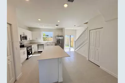 1111 SE 2nd St #1111, Florida City, FL 33034 - Photo 1