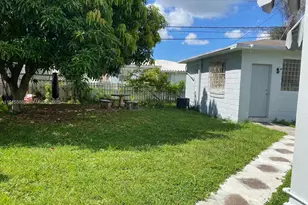 808 NW 75th St, Miami, FL 33150 - Photo 1