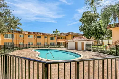 2719 NW 39th Ter #204, Lauderdale Lakes, FL 33311 - Photo 1