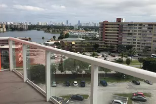 1351 NE Miami Gardens Dr, Miami, FL 33179 - Photo 1