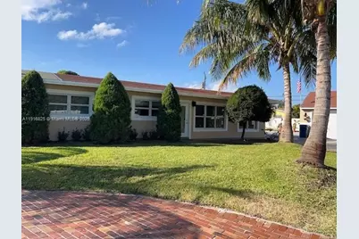 4281 NE 13th Ave, Pompano Beach, FL 33064 - Photo 1