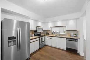 12950 SW 4th Ct, Pembroke Pines, FL 33027 - Photo 1