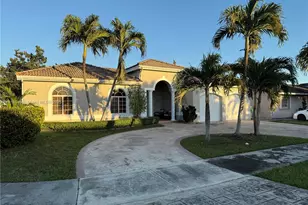 16605 SW 103rd Ct, Miami, FL 33157 - Photo 1