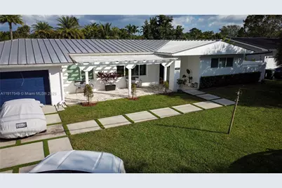 5955 SW 64th Ave, South Miami, FL 33143 - Photo 1