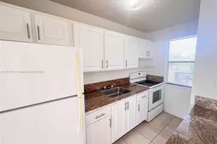 116 NE 9th St, Pompano Beach, FL 33060 - Photo 1