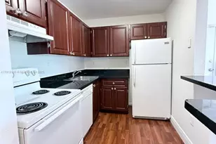 7100 NW 179th St, Hialeah, FL 33015 - Photo 1