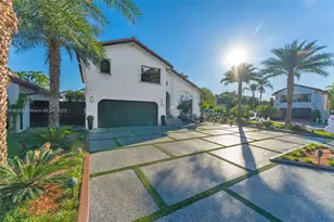 11830 SW 104th Ln, Miami, FL 33186 - Photo 1