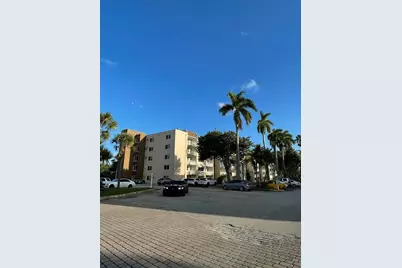 6950 Miami Gardens Dr #2-312A, Hialeah, FL 33015 - Photo 1