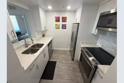 2600 SW 27th Ave #806, Miami, FL 33133 - Photo 1