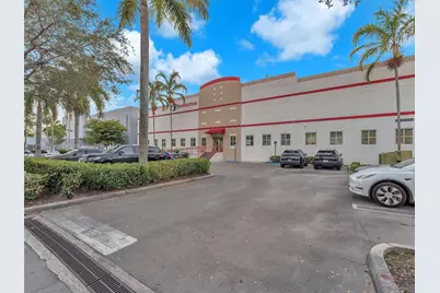 2244 NW 114th Ave, Sweetwater, FL 33172 - Photo 1