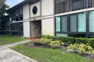 771 NE 199th St, Miami, FL 33179 - Photo 1