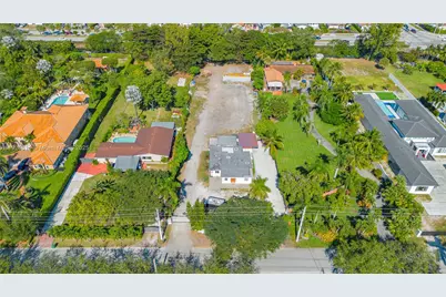 12265 SW 43rd St, Miami, FL 33175 - Photo 1