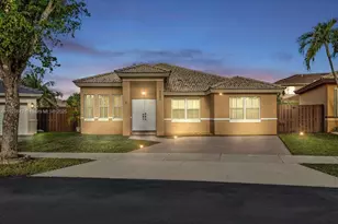 16283 SW 83rd St, Miami, FL 33193 - Photo 1