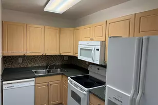 405 S Pine Island Rd, Plantation, FL 33324 - Photo 1