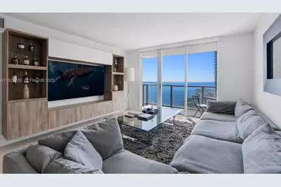 1155 Brickell Bay Dr #2409, Miami, FL 33131 - Photo 1