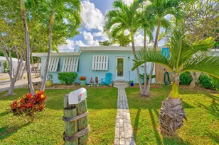 40 Pirates Dr, Key Largo, FL 33037 - Photo 1