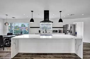 2106 NE 16th Ave, Wilton Manors, FL 33305 - Photo 1