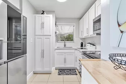 8841 W Flagler St #212, Miami, FL 33174 - Photo 1