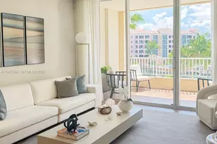 711 Crandon Blvd, Key Biscayne, FL 33149 - Photo 1