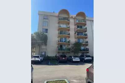 9360 Fontainbelau Blvd #308, Miami, FL 33172 - Photo 1