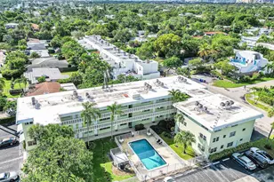 1900 NE 8th Ct, Fort Lauderdale, FL 33304 - Photo 1