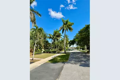 9745 SW 161st St #1, Miami, FL 33157 - Photo 1