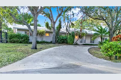 13240 SW 98th Pl, Miami, FL 33176 - Photo 1