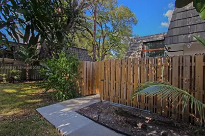 4059 Palm Bay Cir #C, West Palm Beach, FL 33406 - Photo 1