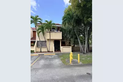17982 NW 68th Ave #11-C, Hialeah, FL 33015 - Photo 1