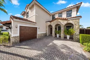 984 NW 104 Ave, Miami, FL 33172 - Photo 1