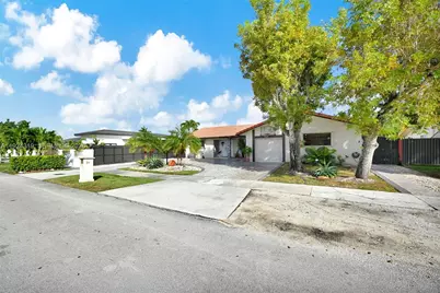 31 NW 133rd Pl, Miami, FL 33182 - Photo 1