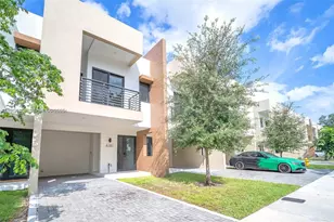 4181 N Oak Pl, Dania Beach, FL 33314 - Photo 1