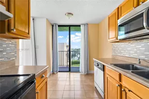 3550 Blue Lake Dr, Pompano Beach, FL 33064 - Photo 1