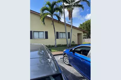 28002 SW 140th Ct, Homestead, FL 33033 - Photo 1