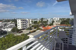 7800 Carlyle Ave, Miami Beach, FL 33141 - Photo 1