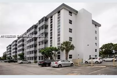 16950 W Dixie Hwy #A439, North Miami Beach, FL 33160 - Photo 1