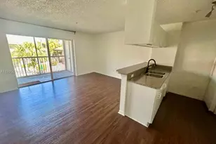 460 S Park Rd, Hollywood, FL 33021 - Photo 1