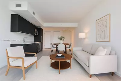 45 SW 9th St #2209, Miami, FL 33130 - Photo 1