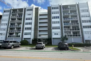 9381 E Bay Harbor Dr, Bay Harbor Islands, FL 33154 - Photo 1
