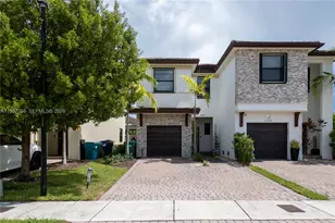 25185 SW 108th Ave, Homestead, FL 33032 - Photo 1