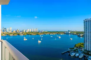 17301 Biscayne Blvd, North Miami Beach, FL 33160 - Photo 1