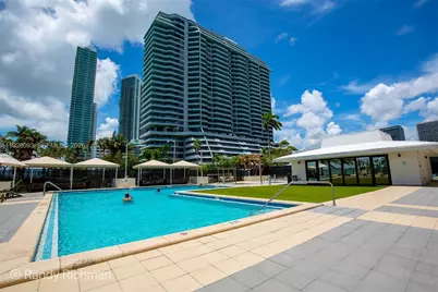 600 NE 36th St #720, Miami, FL 33137 - Photo 1