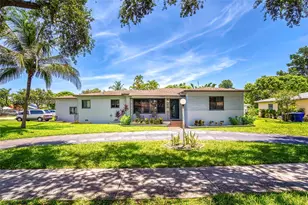 433 N 26th Ave, Hollywood, FL 33020 - Photo 1