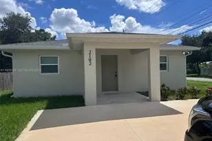 2102 S, Fort Myers, FL 33901 - Photo 1