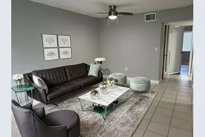 335 SW 20th St #2, Fort Lauderdale, FL 33315 - Photo 1