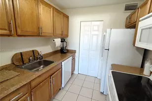500 NE 2nd St, Dania Beach, FL 33004 - Photo 1